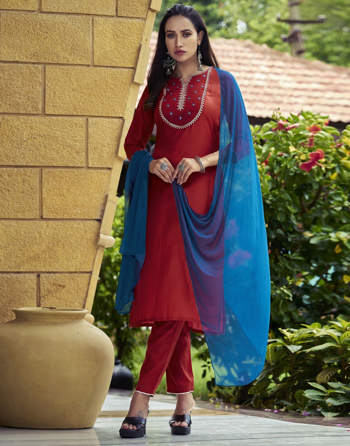 Red Plain Chinnon Straight Kurta Set With Dupatta