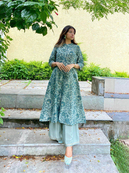 Light Green Cotton Bachha Kali kurta With Pant Set | Leemboodi