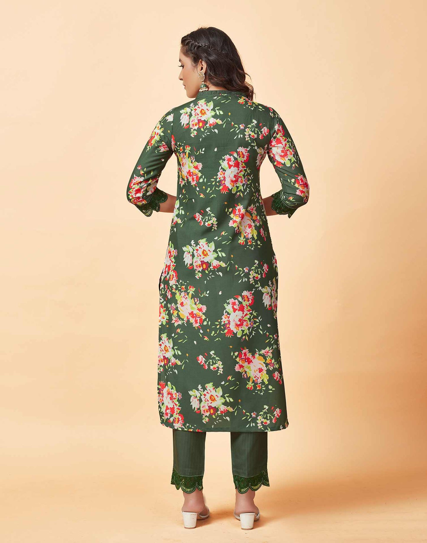 Mehndi Green V-Neck Gathered Kurta With Pant And Dupatta