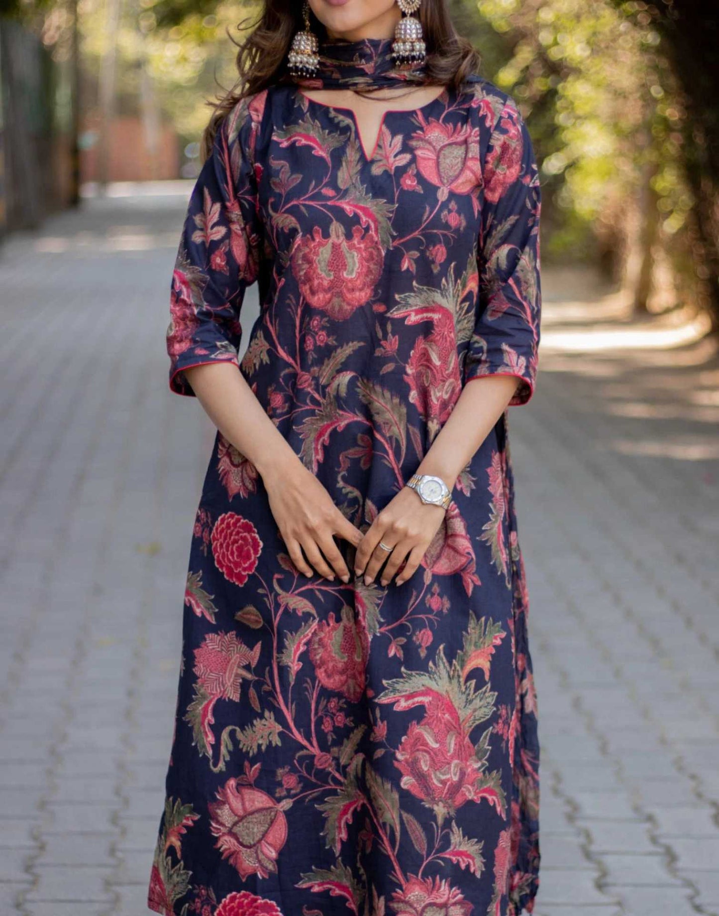 Kalamkari Printed Kurta With Pant And Dupatta