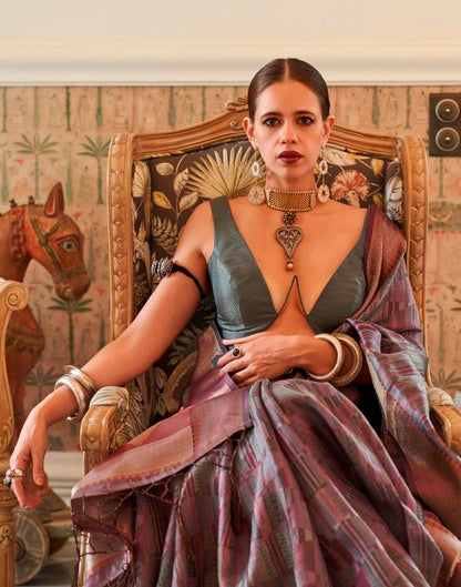 Grey Handloom Two Tone Organza Saree | Leemboodi